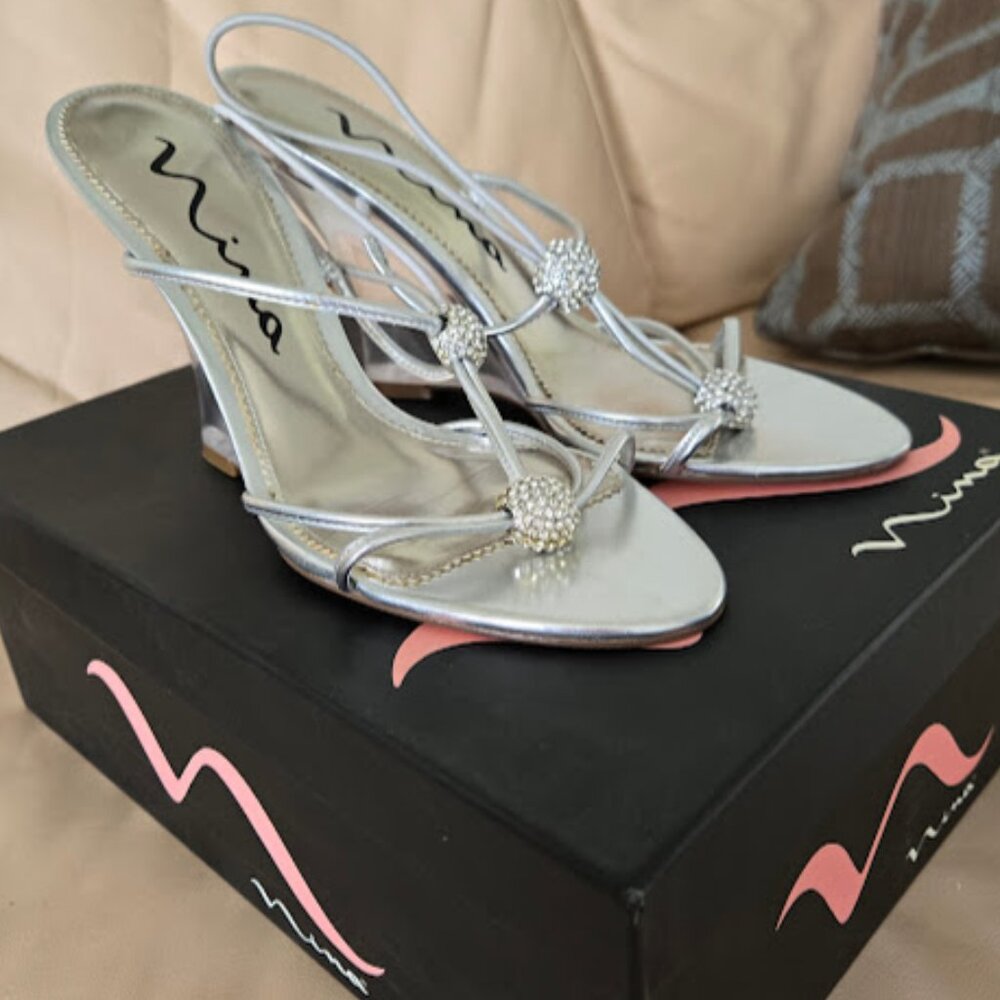 Nina Maritza Silver High Wedge Heel Sandal Size 8